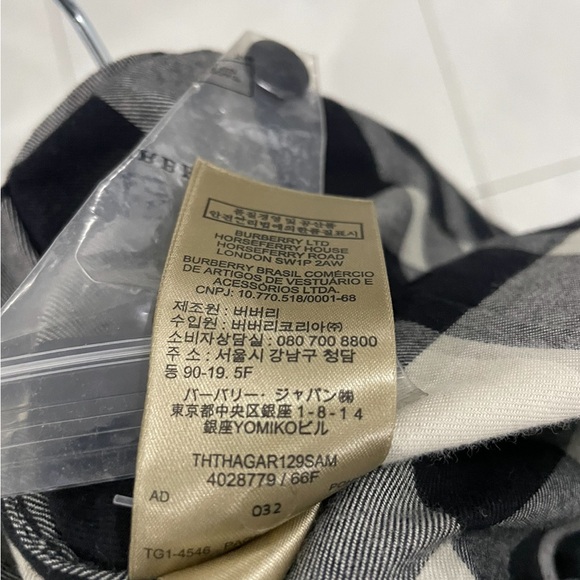 Burbeery plaid shirt - Picture 4 of 5